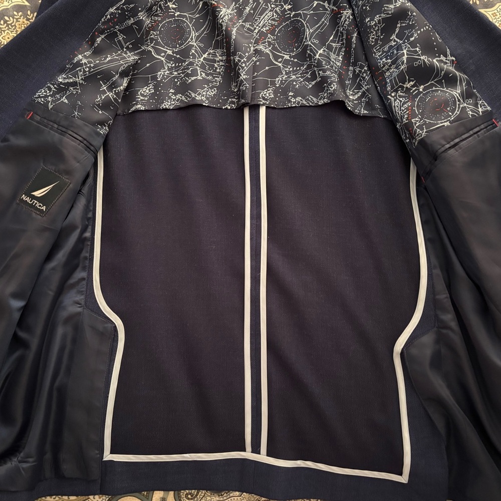 Nautica Navy Blue Sport Coat - Size 42S - Picture 4 of 5